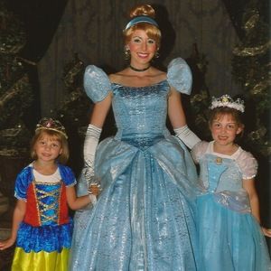 Meet your Posher, V & m